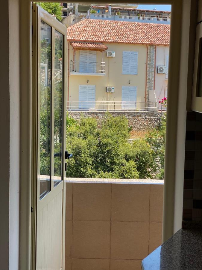 88 Apartment Himare Exterior foto