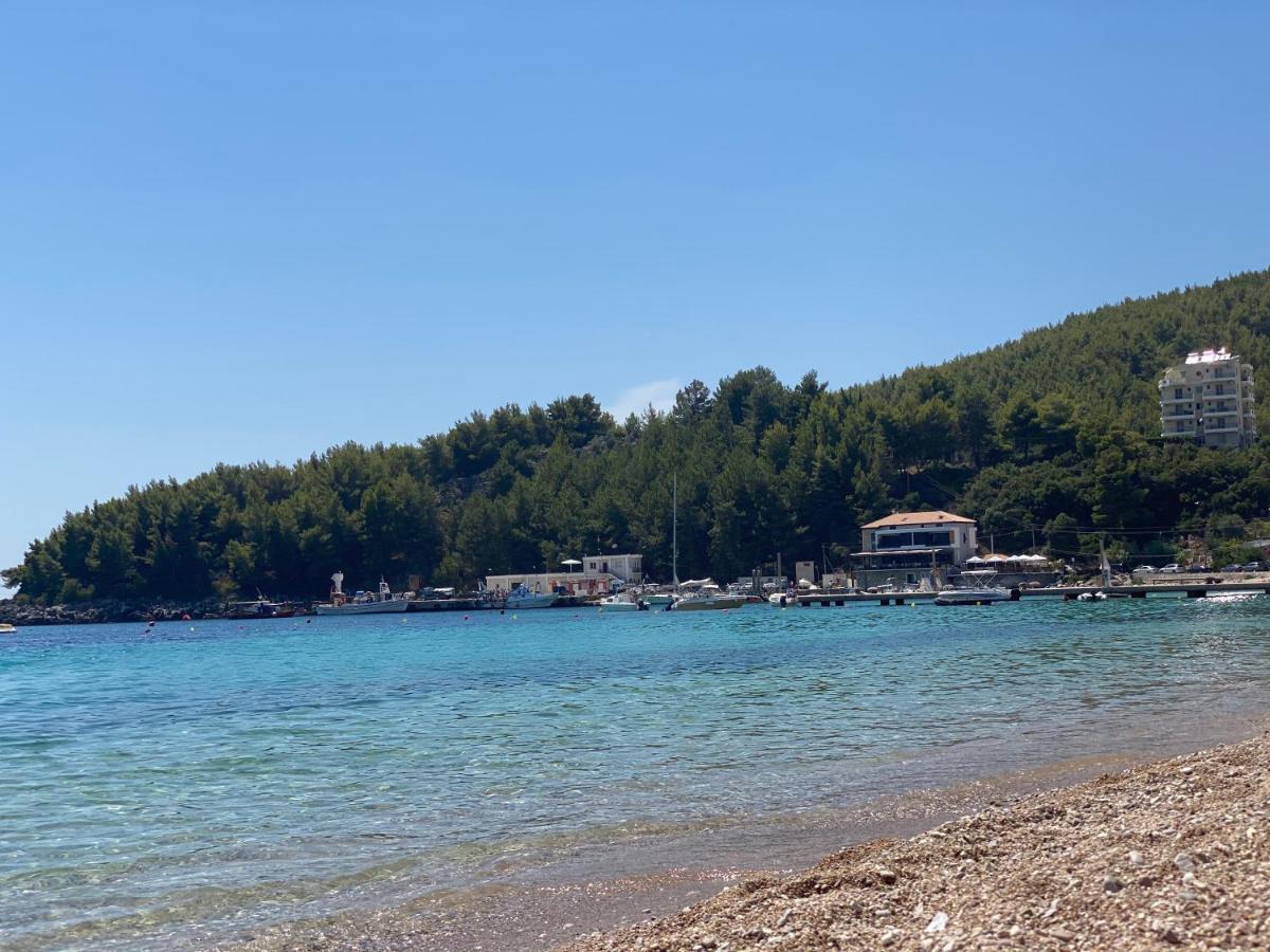 88 Apartment Himare Exterior foto